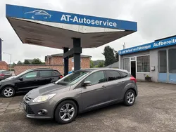 Grau Gebraucht 2014 Ford Focus Limousine | 4.799 € (Guter Preis)
