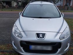 Silber Gebraucht 2012 Peugeot 308 SW Kombi | 1.550 €