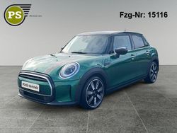 Grün Gebraucht 2024 Mini Cooper Kleinwagen | 23.980 € (Fairer Preis)
