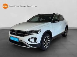 Pure white (weiß), uni Gebraucht 2022 VW T-Roc Style SUV | 26.960 € (Etwas zu teuer)