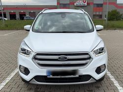 Weiß Gebraucht 2018 Ford Kuga SUV | 10.500 € (Guter Preis)