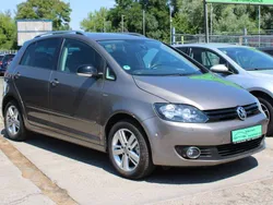 Kaschmirbraun metallic Gebraucht 2012 VW Golf Plus Cross Match Van / Kleinbus | 7.490 € (Etwas zu teuer)