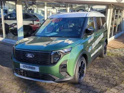 Bursting green Neu 2024 Ford Tourneo Courier Active Van / Kleinbus | 31.700 € (Etwas zu teuer)