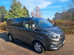 Grau Gebraucht 2023 Ford Tourneo Custom Van / Kleinbus | 42.000 € (Teuer)