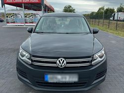 Grau Gebraucht 2014 VW Tiguan SUV | 8.999 € (Fairer Preis)