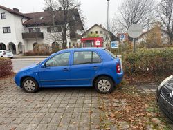 Blau Gebraucht 2004 Skoda Fabia Classic Kleinwagen | 299 € (Superpreis)