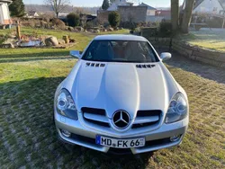 Silber Gebraucht 2010 Mercedes SLK200 Edition Cabrio | 15.250 € (Fairer Preis)