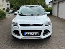 Weiß Gebraucht 2014 Ford Kuga Titanium SUV | 8.999 € (Guter Preis)