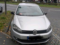 Grau Gebraucht 2012 VW Golf VI Limousine | 6.500 € (Etwas zu teuer)