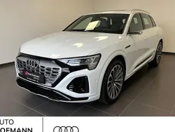 Weiß Gebraucht 2023 Audi Q8 e-tron S-Line SUV | 65.900 €
