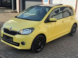 Gelb Gebraucht 2014 Skoda Citigo Elegance Kleinwagen | 8.900 € (Etwas zu teuer)