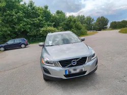 Silber Gebraucht 2011 Volvo XC60 Summum SUV | 8.500 € (Guter Preis)