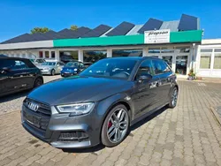Grau Gebraucht 2019 Audi S3 Sport Limousine | 30.777 € (Guter Preis)