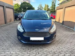 Blau Gebraucht 2017 Ford S-MAX Titanium Van / Kleinbus | 8.900 € (Superpreis)