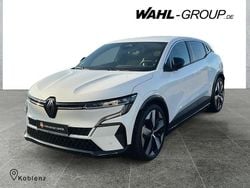 Weiß Gebraucht 2023 Renault Megane E-Tech Techno Limousine | 28.990 € (Fairer Preis)