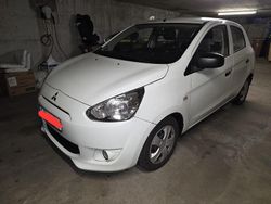 Weiß Gebraucht 2014 Mitsubishi Space Star Kleinwagen | 2.550 € (Fairer Preis)