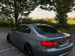 Grau Gebraucht 2011 BMW 330 Coupé | 15.499 € (Fairer Preis)