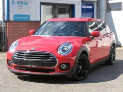 Rot Gebraucht 2020 Mini One Clubman Chili Kombi | 20.490 € (Etwas zu teuer)
