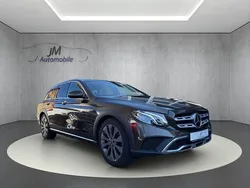Citrinbraun metalliclack Gebraucht 2017 Mercedes E220 Kombi | 17.990 € (Fairer Preis)