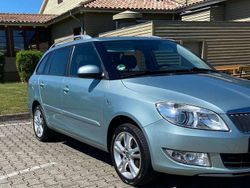 Grün Gebraucht 2010 Skoda Fabia Ambiente Kleinwagen | 4.300 € (Fairer Preis)