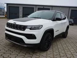 317 alpine white/schwarz Gebraucht 2022 Jeep Compass SUV | 32.790 € (Etwas zu teuer)