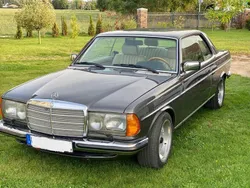 Grau Gebraucht 1984 Mercedes 230 Coupé | 14.790 €
