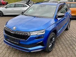 Blau Gebraucht 2025 Skoda Karoq SportLine SUV | 35.998 € (Teuer)