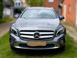 Silber Gebraucht 2016 Mercedes GLA200 Urban SUV | 18.600 € (Fairer Preis)