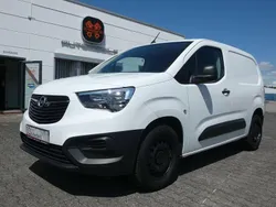 Weiss Gebraucht 2022 Opel Combo Van / Kleinbus | 13.990 € (Superpreis)