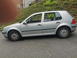 Silber Gebraucht 1999 VW Golf IV Kleinwagen | 2.600 € (Fairer Preis)