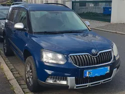 Blau Gebraucht 2016 Skoda Yeti Joy SUV | 9.200 € (Fairer Preis)