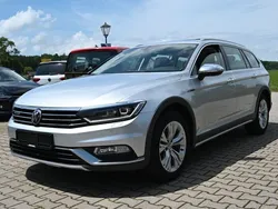 Reflexsilber metallic Gebraucht 2017 VW Passat Alltrack Kombi | 23.999 € (Fairer Preis)