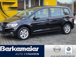 Schwarz Gebraucht 2022 VW Touran Comfortline Van / Kleinbus | 33.975 € (Etwas zu teuer)