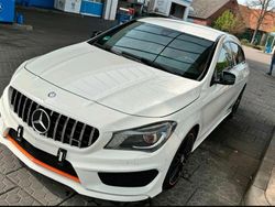 Weiß Gebraucht 2015 Mercedes CLA200 AMG Limousine | 15.599 € (Fairer Preis)