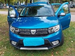 Blau Gebraucht 2017 Dacia Sandero Stepway Kleinwagen | 6.000 € (Superpreis)