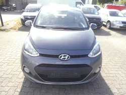Grau Gebraucht 2014 Hyundai i10 Style Kleinwagen | 6.490 € (Guter Preis)