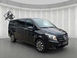 Schwarz metallic Gebraucht 2022 Mercedes Vito Van / Kleinbus | 42.400 €