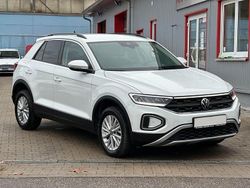 Pure white Gebraucht 2023 VW T-Roc Life SUV | 19.995 € (Fairer Preis)
