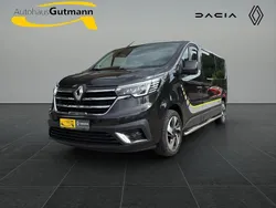 Schwarz Gebraucht 2023 Renault Trafic Life Van | 39.990 € (Teuer)