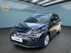 Schwarz Gebraucht 2021 VW Golf VIII Kleinwagen | 20.049 € (Guter Preis)