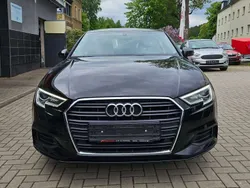 Brillantschwarz Gebraucht 2019 Audi A3 Basis Limousine | 19.990 € (Fairer Preis)