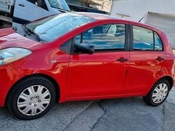 Rot Gebraucht 2008 Toyota Yaris Kleinwagen | 2.800 € (Fairer Preis)