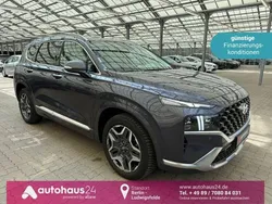 Grau Gebraucht 2021 Hyundai Santa Fe Signature SUV | 33.990 € (Fairer Preis)