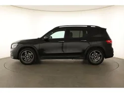 Schwarz Gebraucht 2021 Mercedes GLB250 AMG line SUV | 39.500 € (Fairer Preis)