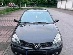 Schwarz Gebraucht 2003 Renault Clio II Kleinwagen | 1.100 €