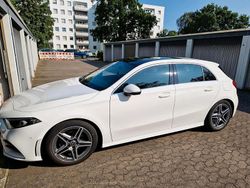 Weiß Gebraucht 2020 Mercedes A200 AMG line Kleinwagen | 25.900 € (Fairer Preis)