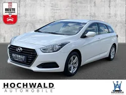 Weiß Gebraucht 2017 Hyundai i40 Limousine | 7.990 € (Superpreis)