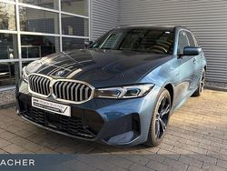 Arctic race blue metallic Gebraucht 2025 BMW 330e Comfort Edition Kombi | 50.749 € (Teuer)