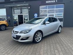 Silber Gebraucht 2013 Opel Astra Sport Limousine | 6.800 € (Fairer Preis)