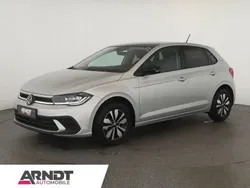Reflexsilber Gebraucht 2024 VW Polo Goal Limousine | 24.884 € (Superpreis)